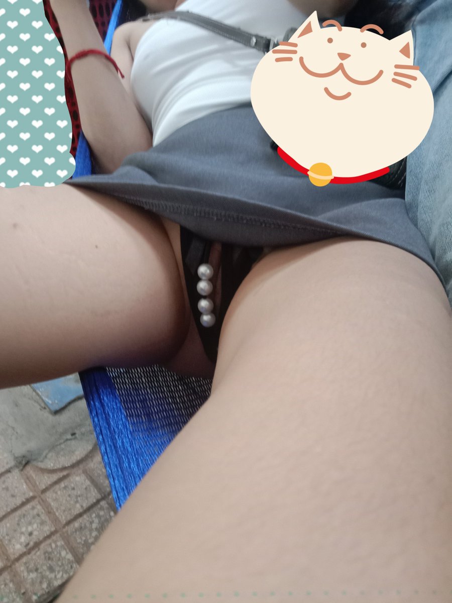 public_swing97's tweet photo. Cafe đếm hạt gì chưa người đẹp.
Riếc rồi ra đường mặc như không mặc 
Từ trên xuống dưới :)) https://t.co/uwkhJPo0xM
