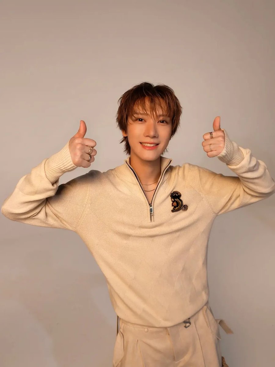 TEN_10velyjp's tweet photo. テンがタイの応援アンバサダーを務める アジア競技大会
この後、バンコクで行われるイベントの様子はYouTubeで生配信されます！
ㅤ
日本時間15:00から
https://t.co/cqicWmyo23
https://t.co/77UvUAntBB
https://t.co/s6bwBsKF8P

#TENxAsianGames2026 https://t.co/pppVtkLfOQ