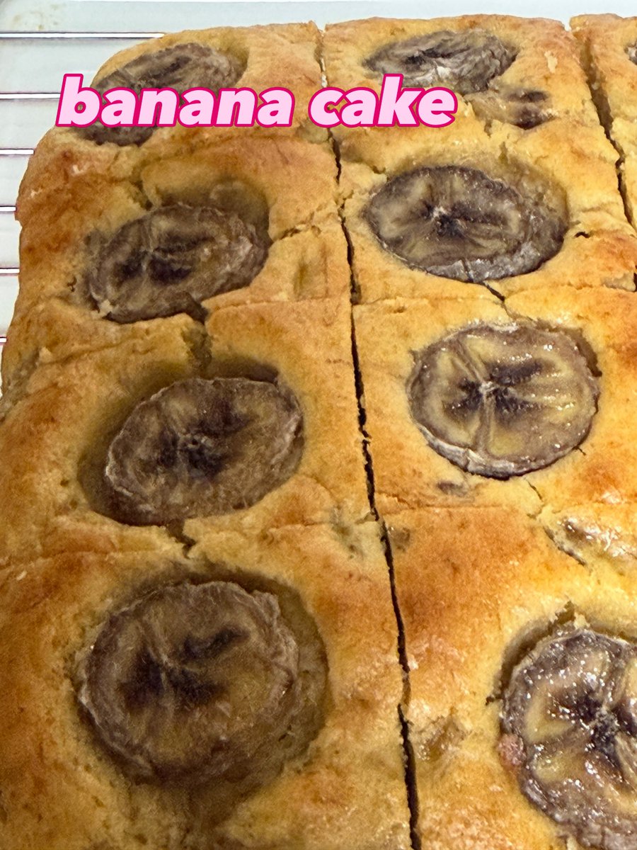 billy0618's tweet photo. 嫁ちゃん作
バナナケーキ
仕事の合間に
ウマイ！ https://t.co/Jal5QpMTDy