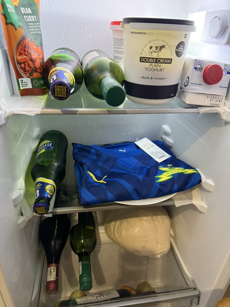KGAO_ZA's tweet photo. Grocery is temporary, drip💧 is forever ⭐ ⭐. Good luck @Masandawana 👆🏼🔥 https://t.co/FMNRLZrSoZ