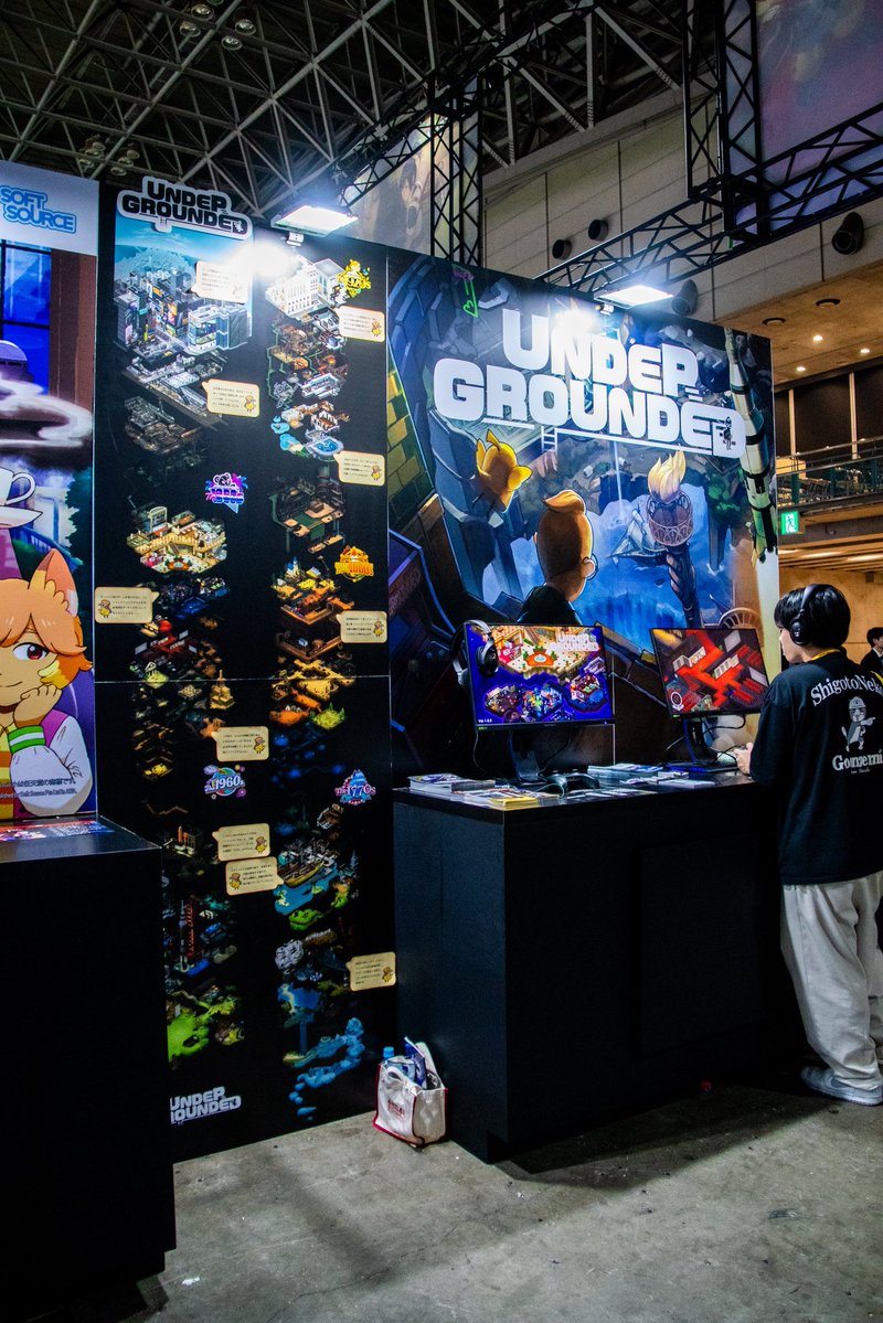 undergrounded85's tweet photo. 『UNDERGROUNDED』のブースではゲーム内に登場する色んな時代のマップの全貌が掲載されています🗺️
各エリアの解説コメントも付いてますのでぜひ見に来てください🏃♂️💨
【Hall 6 06-N04】ハピネットブースで体験可能です!🎮
(今比較的すぐにご案内できます!)
#room6 #TGS2026 #UNDERGROUNDED https://t.co/OYh8NvQguL
