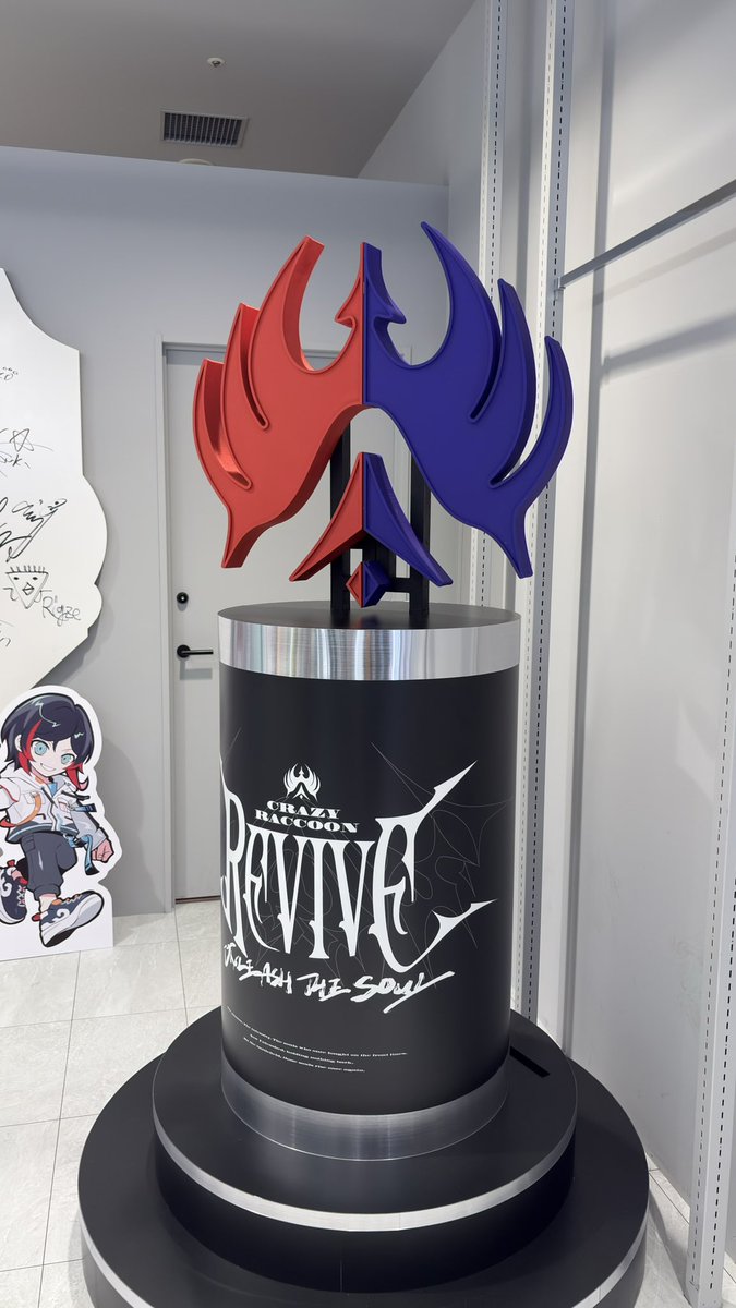XrossStar39's tweet photo. 物販まで時間あるからCRストア行ってきた！ https://t.co/ulwFpAZYFK