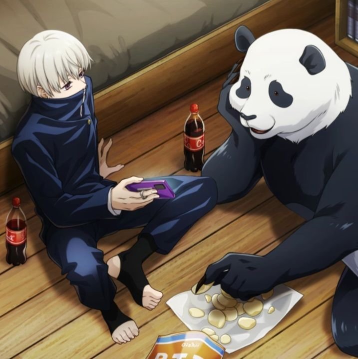 SoaresSantana2's tweet photo. Pouco se fala da amizade fofa que o Inumaki tem com o Panda 🍙🐼❤️ amo essa dupla. Nada tira da minha cabeça que o Inumaki já fez ele de travesseiro kkkk https://t.co/GMLm2pdS4R