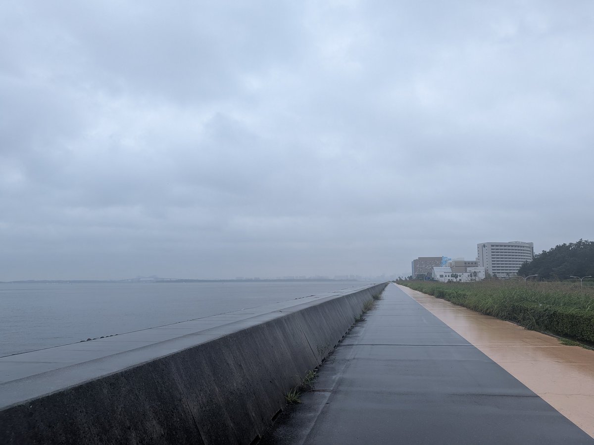 takafum27's tweet photo. 久しぶりに外10kmRUN

シルバーウィーク初日にRUNして
仕事の事は一切忘れるモードを入れる

休んで、新しい発想に気づきやすくするのも大事な仕事👍️ https://t.co/SYsfANMjJn
