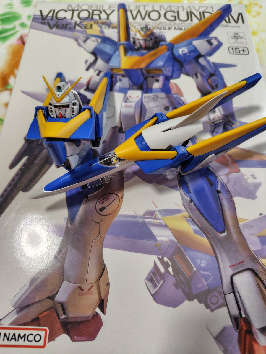wizardkei's tweet photo. V2コア・ファイターが2機、出来ました。
#ガンプラ https://t.co/IFnfeN1ULS