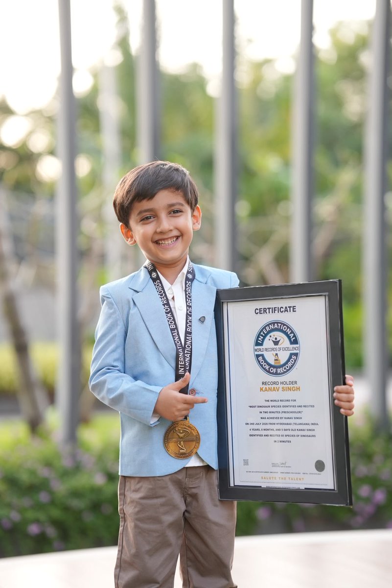 DrsSchool's tweet photo. 🦖 Congratulations Kanav Singh (IK 3), DRS International School, Kompally! At just 4 yrs 8 months, he set an #InternationalBookofRecords title by reciting 85 dinosaur species in 2 minutes! 🏅

#DRSInternationalSchool #BookOfRecords #YoungAchiever #Dinosaurs #BestSchool #Hyderabad https://t.co/4cV2IpqHhB