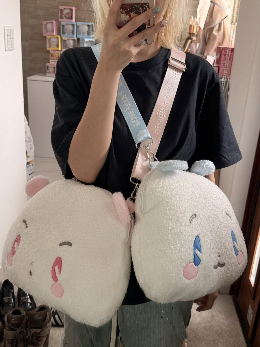 koukou_plave's tweet photo. ドデカバッグ https://t.co/OWP24kIgFZ