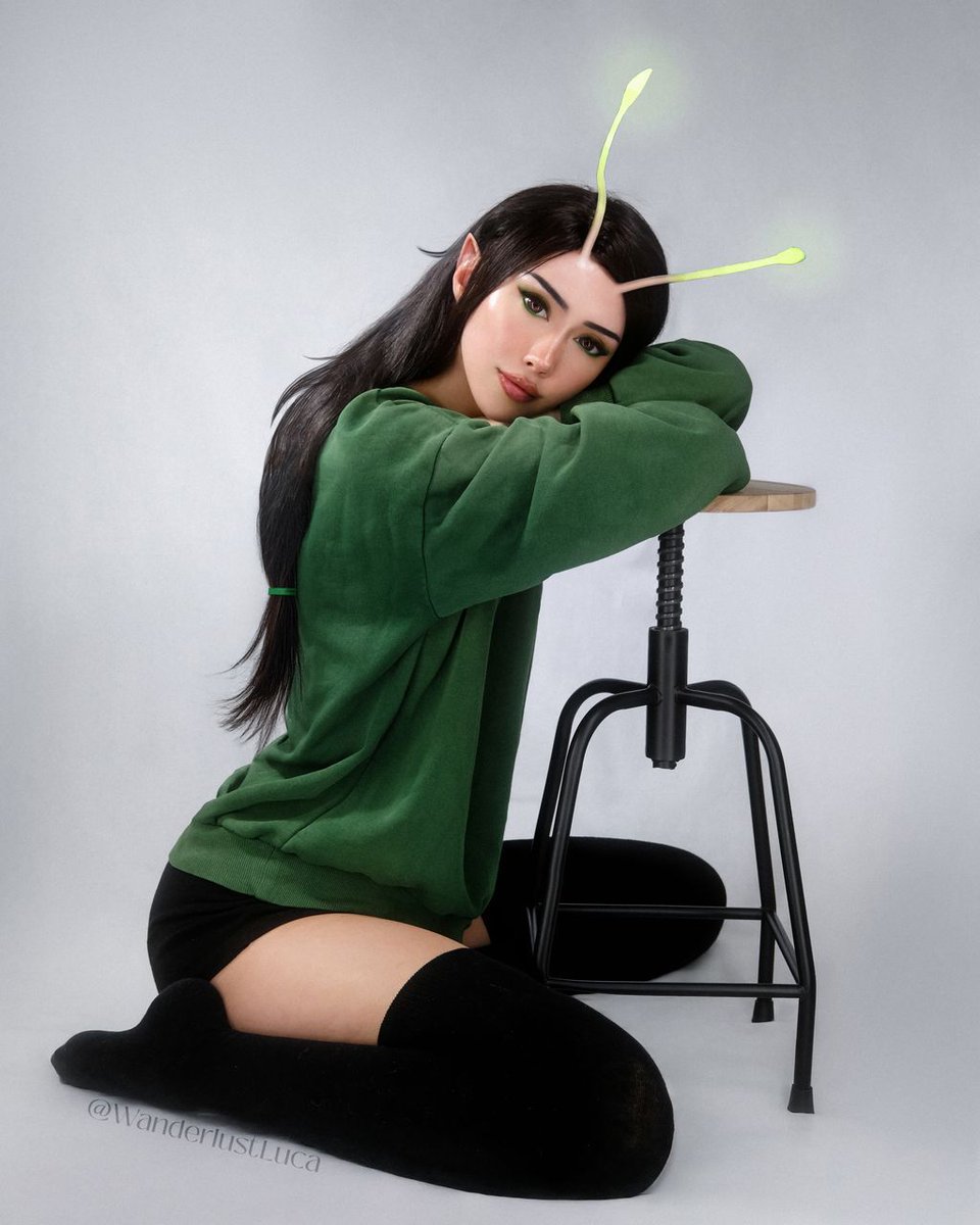 Wanderlustluca's tweet photo. Casual Mantis cosplay 💚 #MarvelRivals https://t.co/0MKBjWhJq8