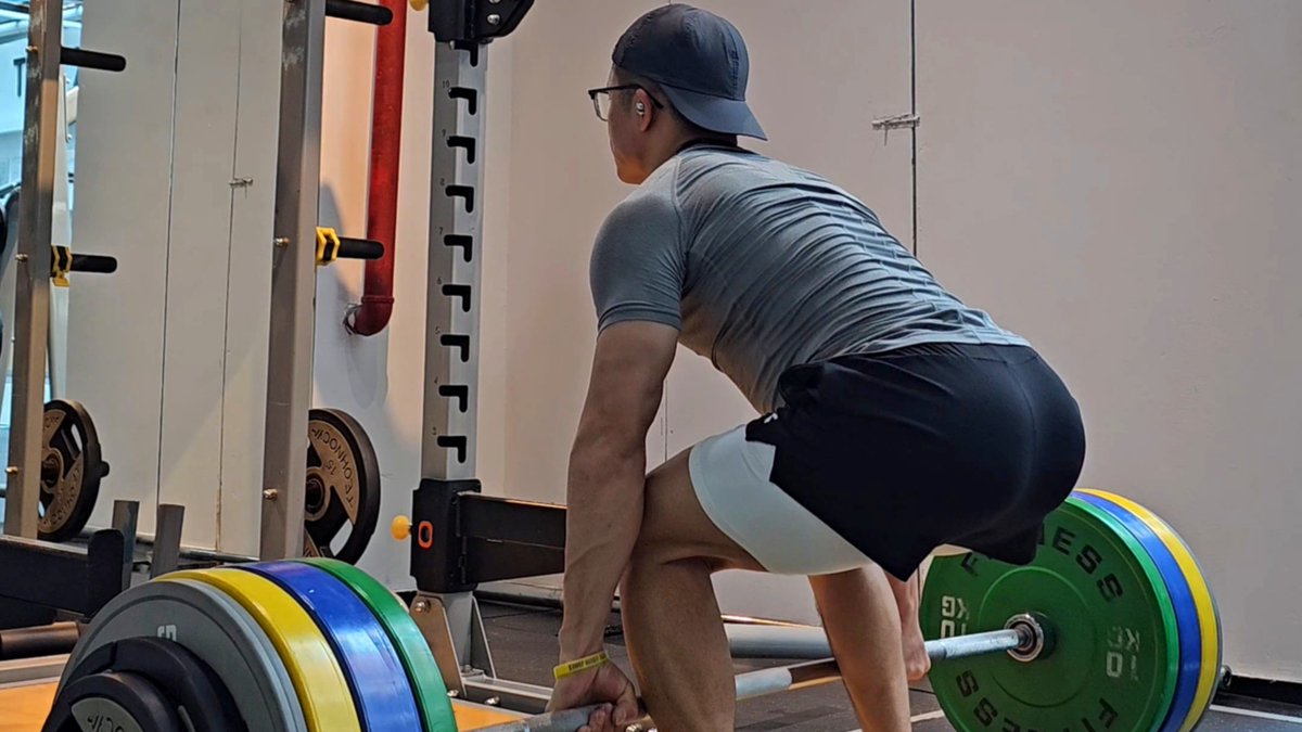 ariea433238's tweet photo. Just hit a new PR after 12 weeks of grinding—what’s one goal you’ve pushed past this month #NeverGiveUp  ， https://t.co/4MMjts5bGY
