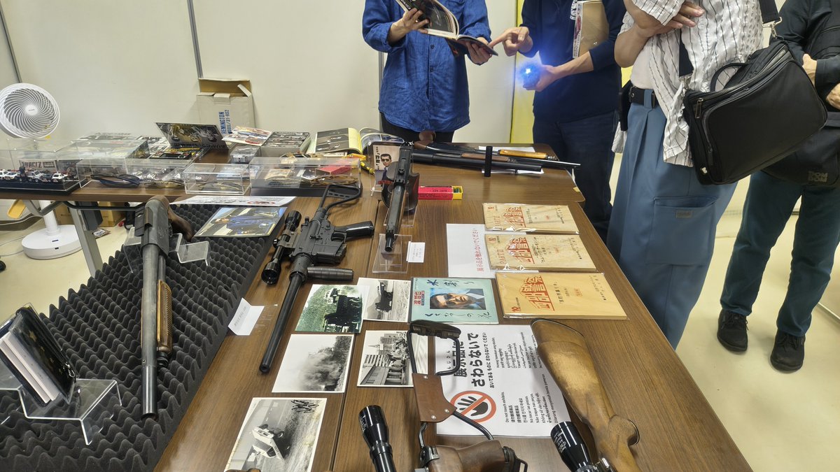 Cubcon7245's tweet photo. 絶賛西部警察イベント展示中デス💥 https://t.co/RDxYzcNuJH
