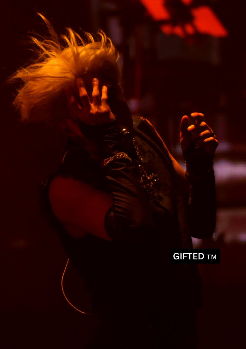 GIFTED_TM718's tweet photo. TAEMIN LiMiNaL
D1

#태민 #TAEMIN #泰民 #テミン #LiMiNaL  
#TAEMIN_LiMiNaL https://t.co/lCgFfwHnvL