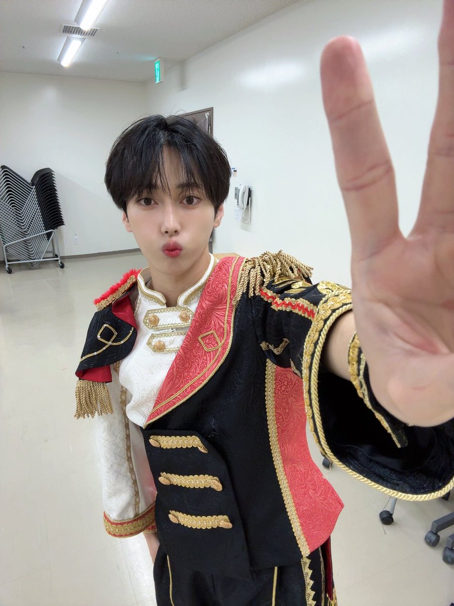 takeru__milmon's tweet photo. 次は2部〜！の2！！！ https://t.co/7j124XQr1g