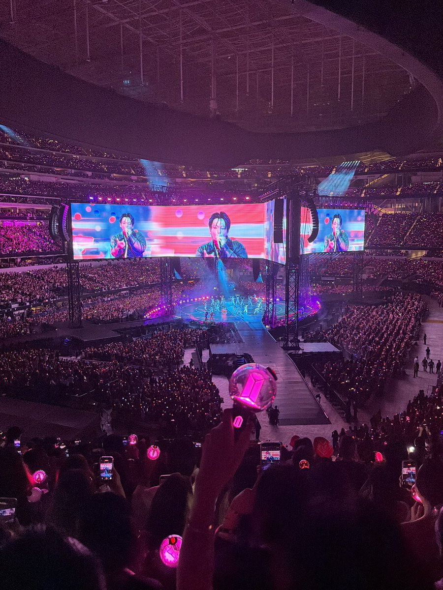 Theehib's tweet photo. #bts @bts_bighit https://t.co/XMJmTqtVt4