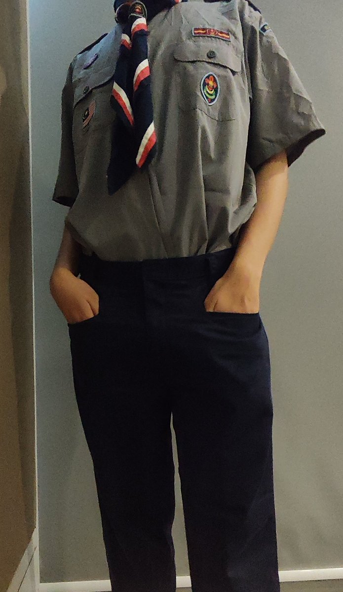 mjkbbu's tweet photo. 童子军简直是M的天堂
胸口的结像链子一样把你拴住，在童子军也可以学到各种各样的绳结。
总是假意问童子军的朋友是不是会捆绑😍。 https://t.co/AZWThKyXga