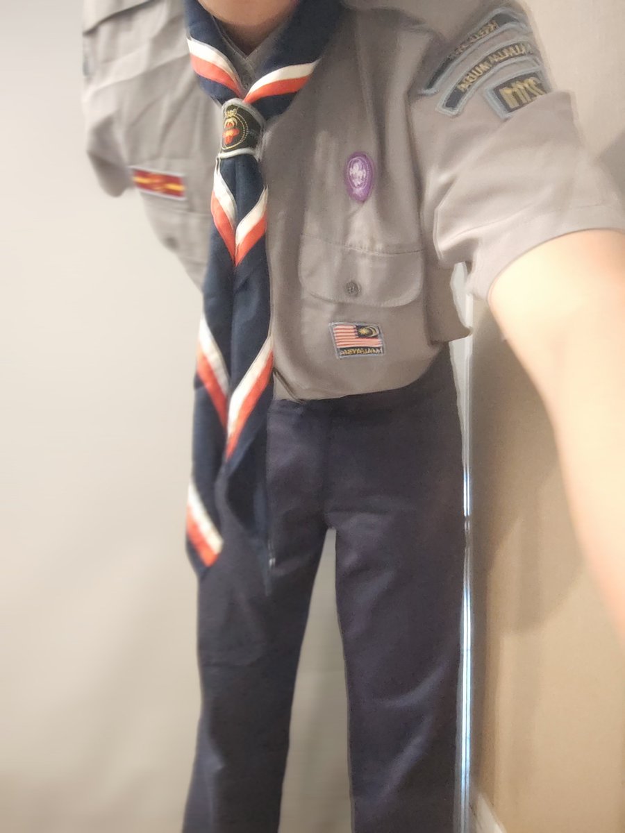 mjkbbu's tweet photo. 童子军简直是M的天堂
胸口的结像链子一样把你拴住，在童子军也可以学到各种各样的绳结。
总是假意问童子军的朋友是不是会捆绑😍。 https://t.co/AZWThKyXga
