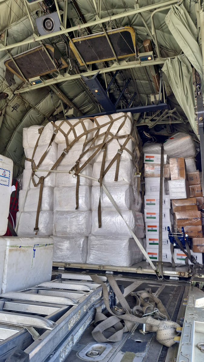 DrSJaishankar's tweet photo. Dispatched another 11 tonnes of relief material to Nepal, including medicines, forensics supplies, tents, hygiene kits, sleeping bags and other essential supplies. 

India continues to support Nepal’s recovery. #NeighbourhoodFirst https://t.co/WDLIWgNkfx