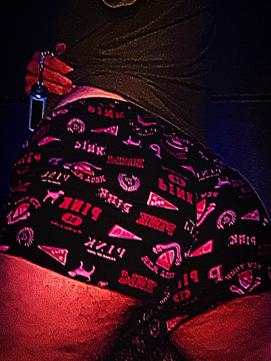 Travis_Mills200's tweet photo. Like my boxers? #mlm #gooning #nsfwtwtًً #gay #gaycruissîg https://t.co/chehGfTf3Y