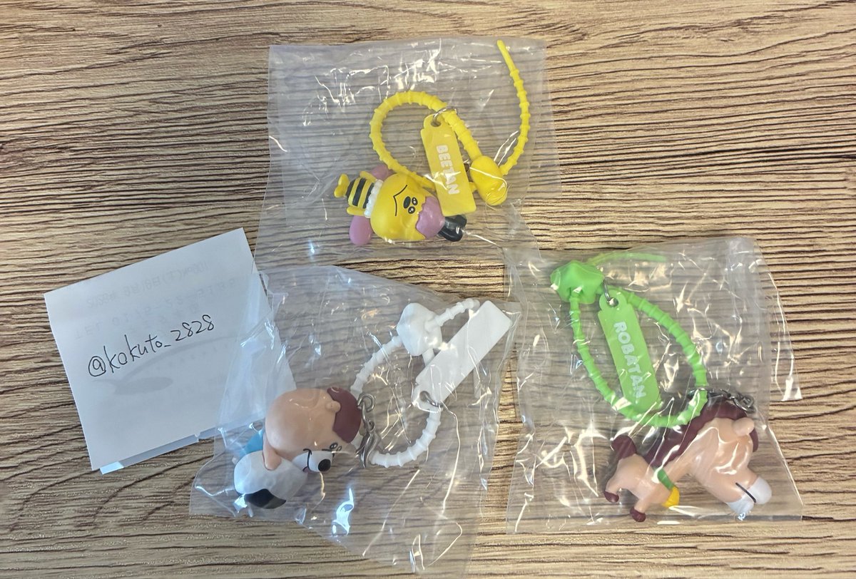 kokuto_2828's tweet photo. クマタン KUMATAN カラフルマルチチャーム
ガチャガチャ カプセルトイ 交換

求：画像2枚目①クマタン②クマタンの彼女
④クマタンの彼女(ハート)

譲：画像1枚目③クマタン(おにぎり)
⑤ピィータン⑥ロバタン

🐻️郵送のみ
🐻️コンプ目的で被ったので募集します https://t.co/2Qgn1SkSpd