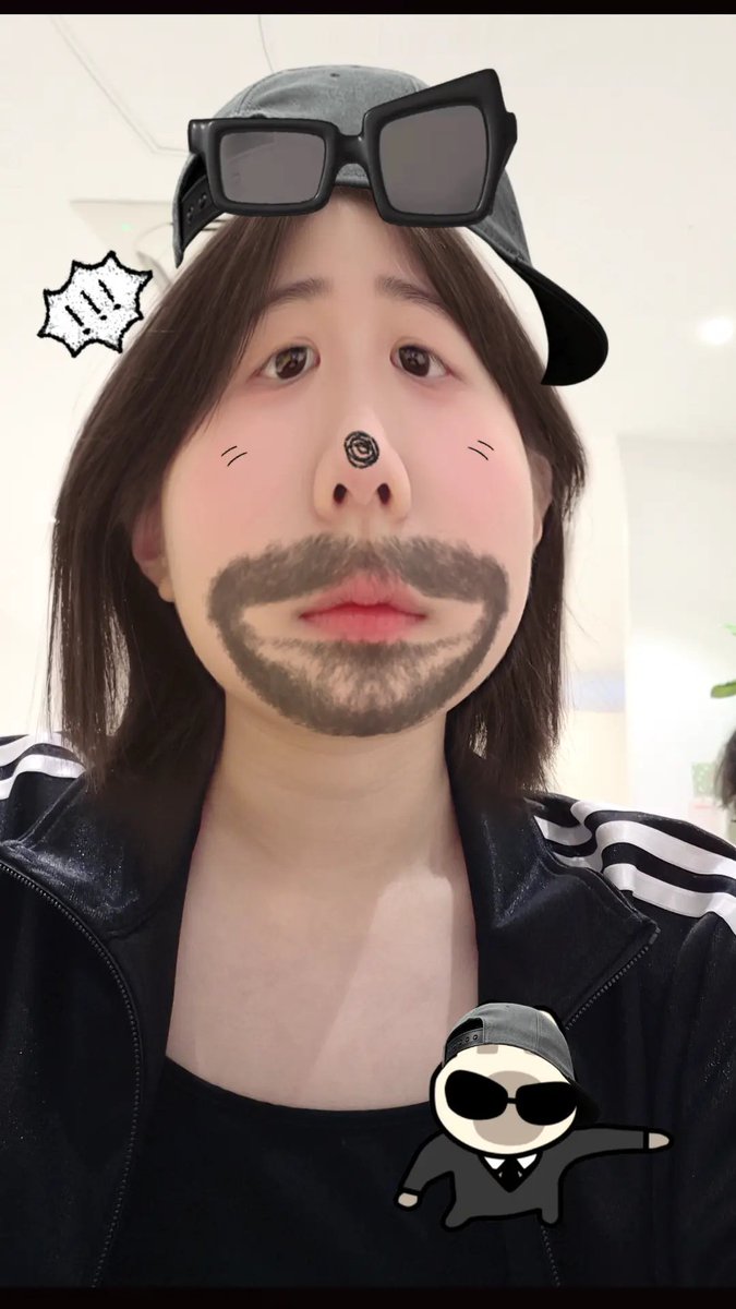 IHAT3_M3's tweet photo. 놀러 나옴 https://t.co/jfOESsNGRb