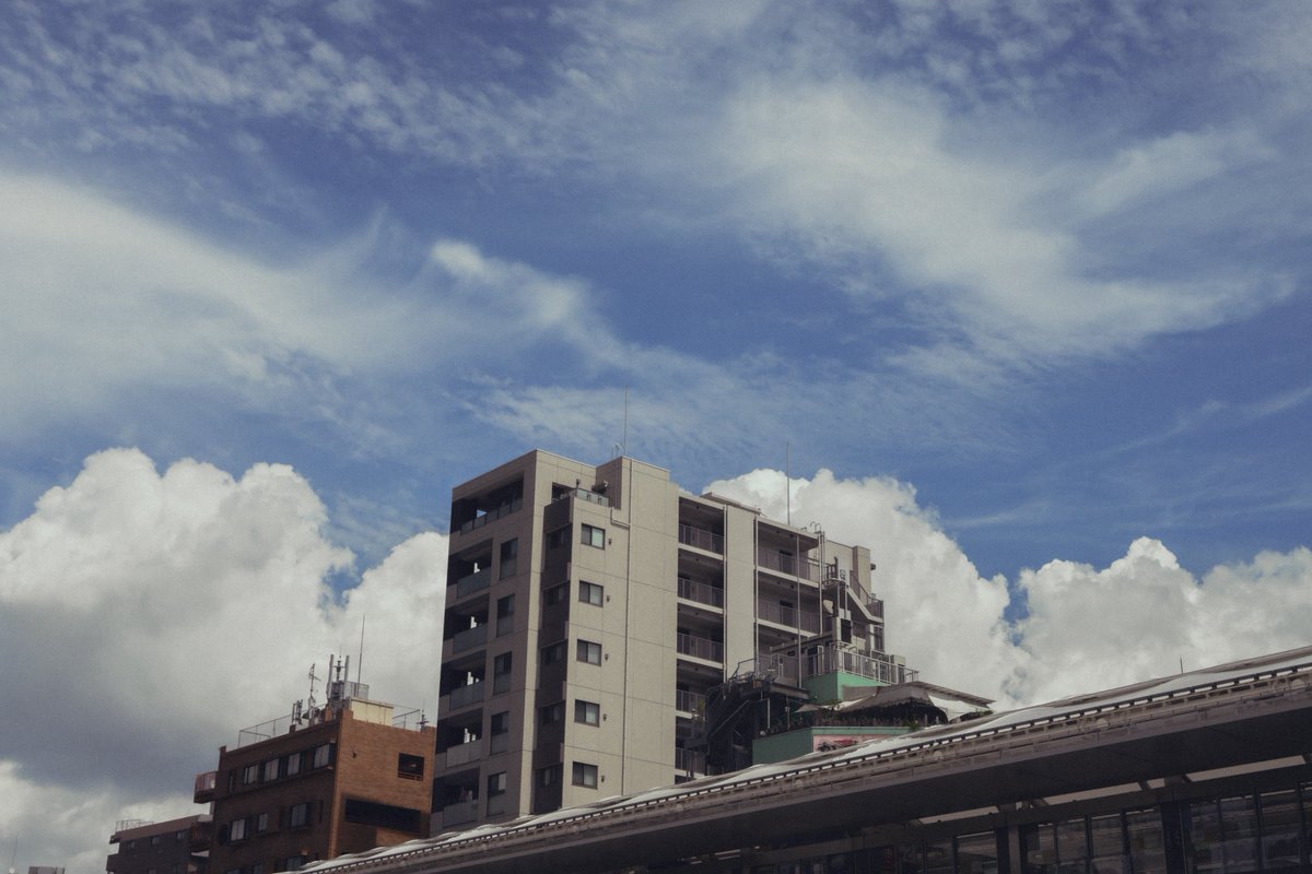 cameradic_man's tweet photo. ソラ https://t.co/p9bXAmFAvl