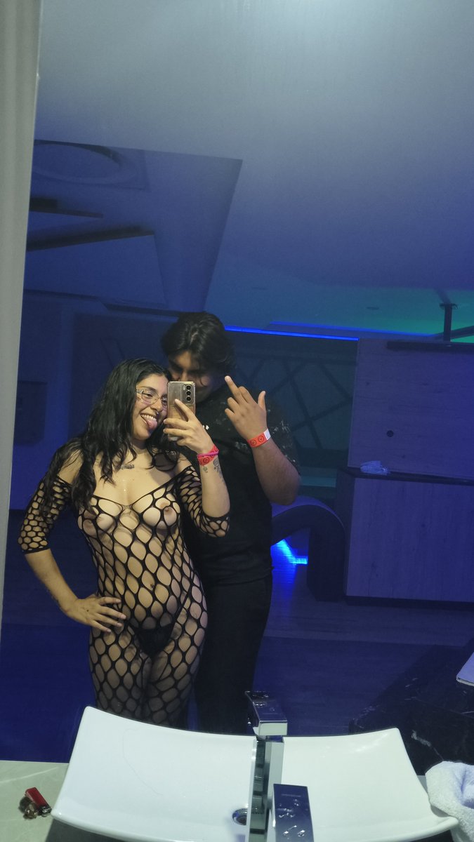 faangirl_alix's tweet photo. Yo siempre en mi lugar seguro @Elpunto_sw   🩵🩵🩵. 

Sakeeeennnnnnn https://t.co/3q4ORZf6RX