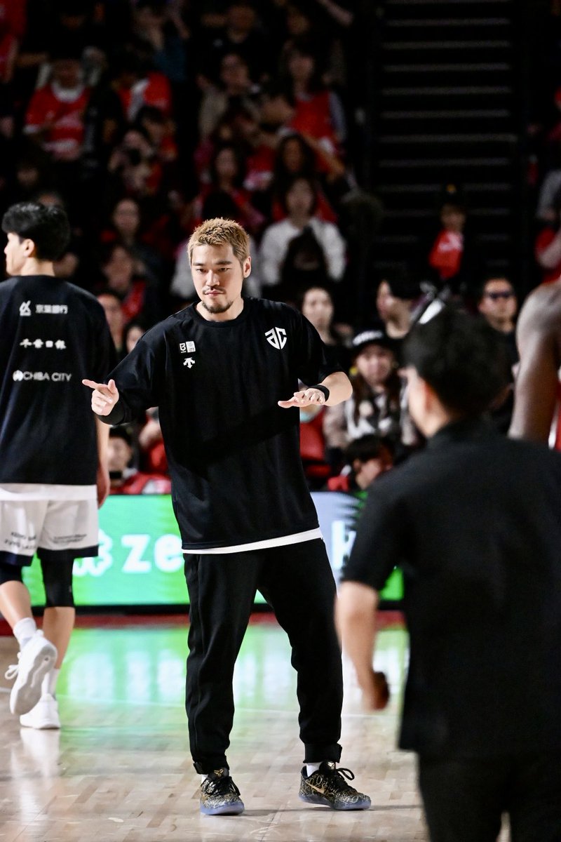 mayuko__37's tweet photo. 8 長谷川智也

#長谷川智也 #ALTIRICHIBA 
#アルティーリ千葉 #Bリーグ
#PRESEASONGAME2026 https://t.co/U0pln9w3Oi