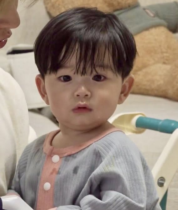 moa_0_822's tweet photo. 동글동글 병아리 닮앗어🐣🥹￼￼ https://t.co/33qBBeF3BK