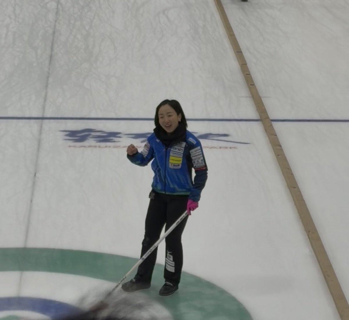 mamamayupon's tweet photo. @taichi_curling 通って4点取った後のガッツポーズ https://t.co/eZdVGiOIgW