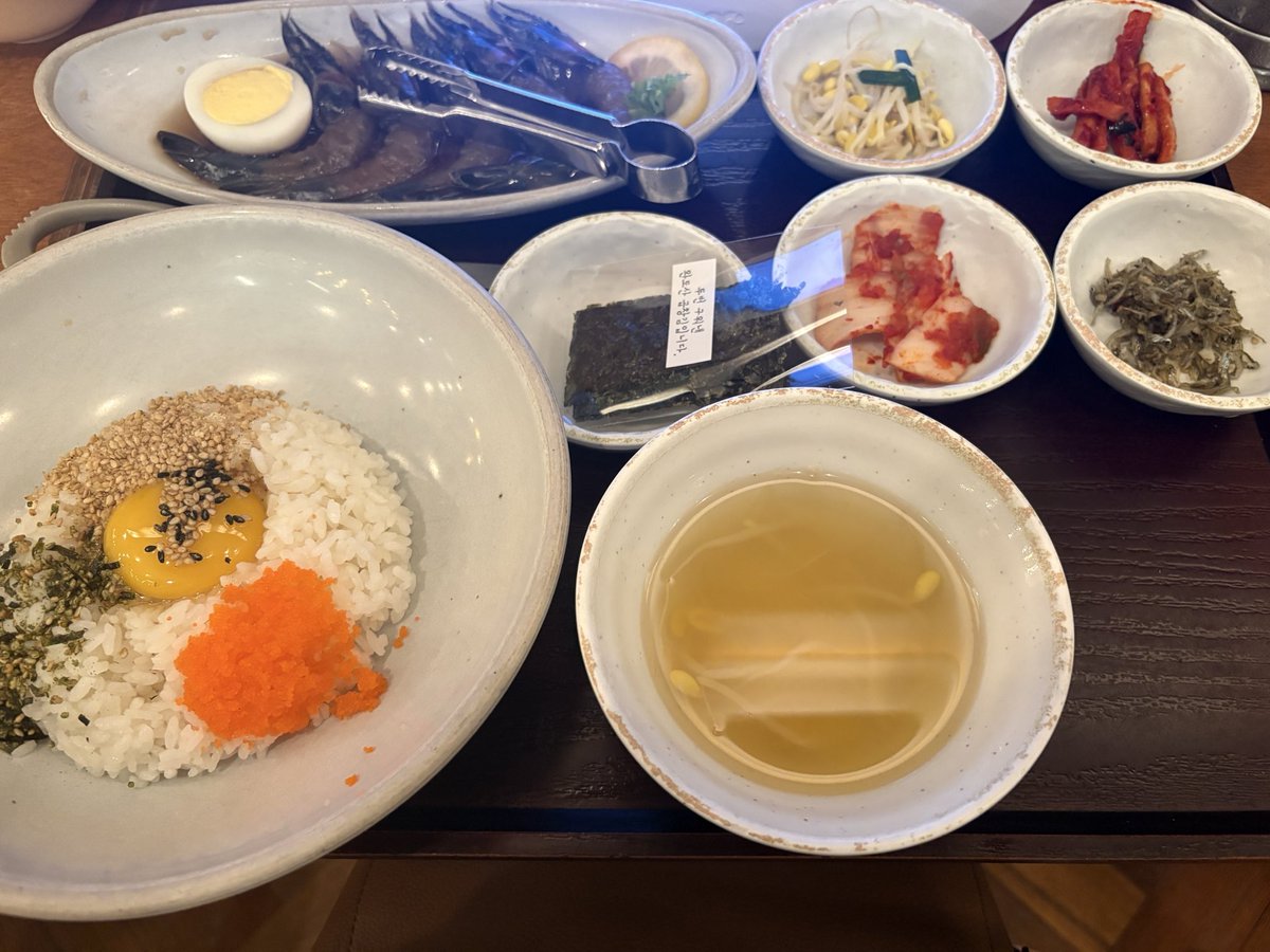 sjmariii's tweet photo. 2日目は
狎鴎亭ロデオで美容院💇‍♀️
高速ターミナル
建国入口　兄さんカフェで休憩
（종진くんに会えた✨）
聖水買い物

#韓国旅行 https://t.co/I5YoUDxnYi