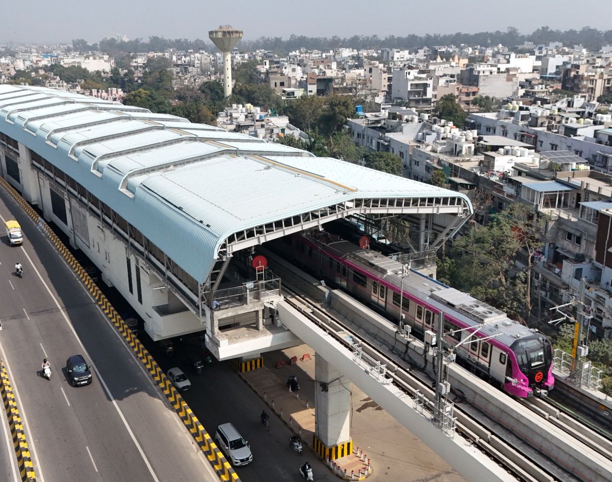 RailAnalysis's tweet photo. Beyond the Tracks: How India’s Metro Expertise Is Shaping the Next Generation of Urban Mobility

🔗 Read More: https://t.co/23OYOHpzGv

🔗 Subscribe here: https://t.co/Cej2qdetlO

#Metro #UrbanMobility #DMIL #DMRC #RailAnalysis #Magazine #Innotrans #Subscribe #Read https://t.co/rgiBYz61Ow