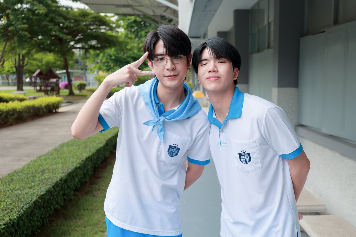 Weirdo101Series's tweet photo. ขอสั่งเมนู 'ลาเต้ตี๋แว่น' กับ 'คาปูชิอ้วม' หน่อยค้าบบบบ☕️

#WEIRDO101SeriesEP6
@sea_ta_lay @keenkeno_sp https://t.co/16S2fDLEY7