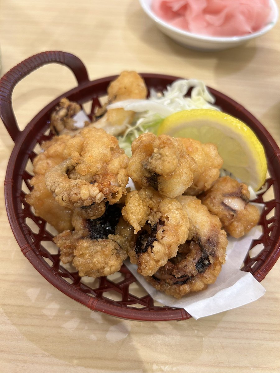 MotoAiden's tweet photo. Osushidayo~ https://t.co/bZvQcdnboQ