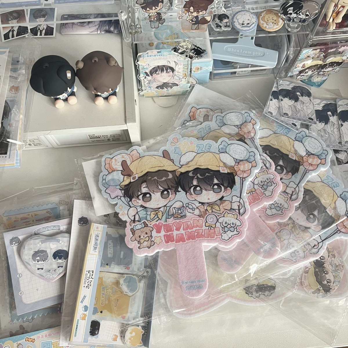 Xudttk's tweet photo. 我的運氣貌似很差。期待很久的書到手之後發現掉頁四張。賣家說賠我四塊錢。。 https://t.co/ZqFPEpkSTk