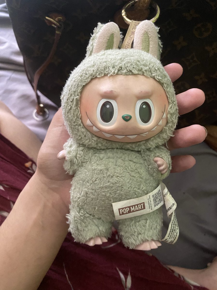 jayeneddd's tweet photo. @UNDIP_FESS Nitip wts labubu original 100k https://t.co/F0EBWxzJ28