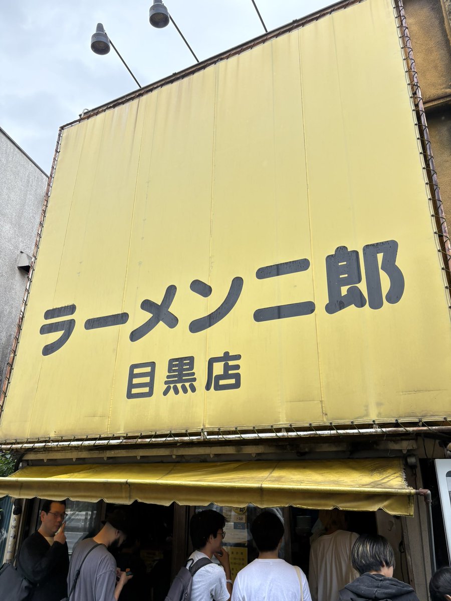kuro829's tweet photo. 無事に先輩をメグジにエスコート完了 https://t.co/DSUYE3erfS