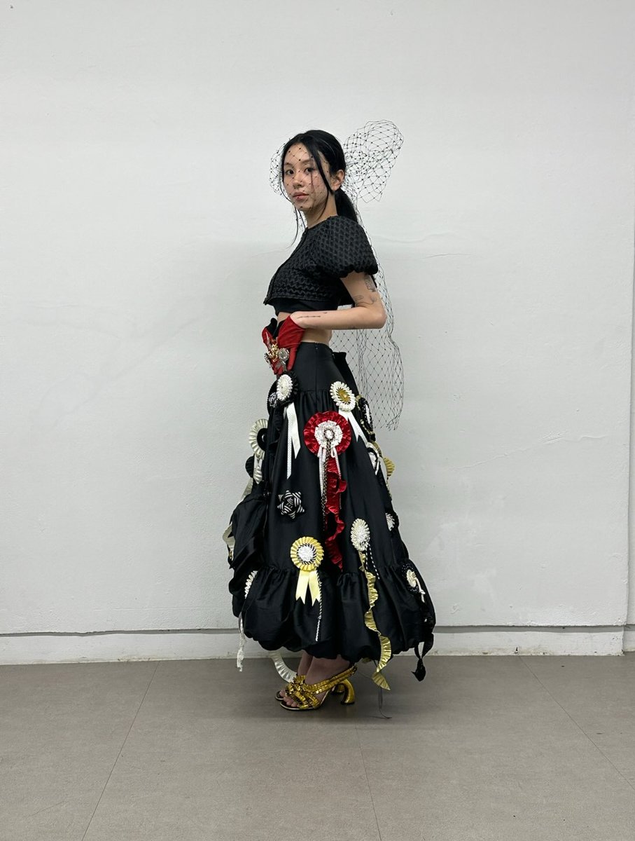 godmitzu's tweet photo. CHAEYOUNG posted new photos for the 1st anniversary of LIL FANTASY vol.1 https://t.co/s1nrhW3KYI