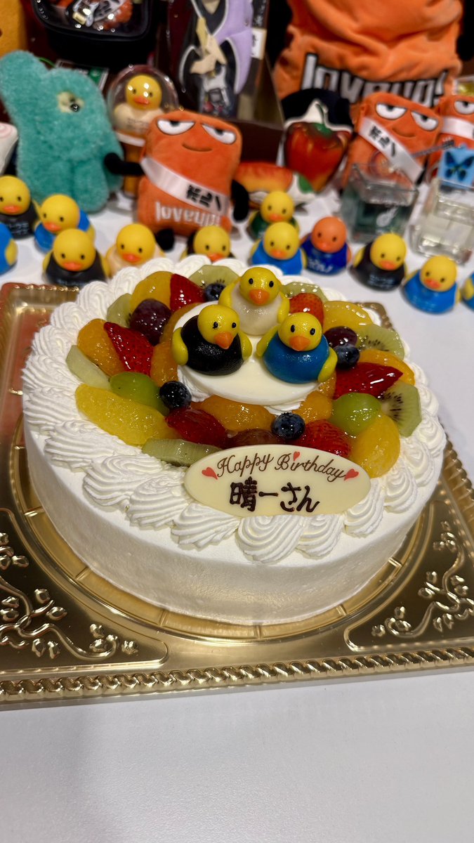 Dyun_pg's tweet photo. フォロワーさんが主催のイベントに参加させて頂きました♪
ポルノグラフィティ新藤晴一さんの誕生日が明日と言うことで、出身の因島で本人不在で勝手にお祝いしました(笑)
お祝いのケーキも松愛堂さんの力作が凄かったです！

#アゲハ食堂 
#HOTEL_pg https://t.co/fi7Mkzcu5S