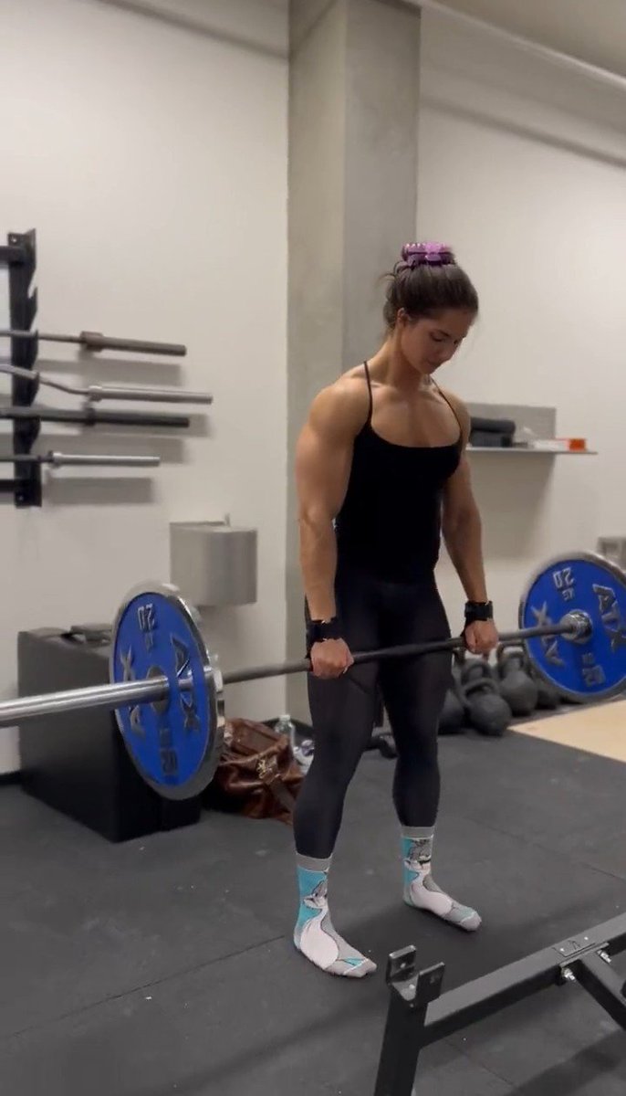 Vlagalagan's tweet photo. Strongest in my workout sessions no body close 🫣💪❤️❤️ https://t.co/TNr5KS5OGe