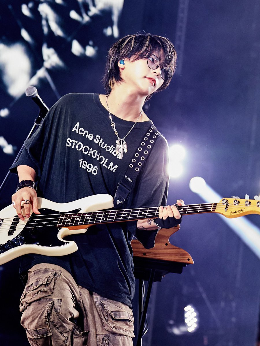 RuNa0104's tweet photo. ROCK IN JAPAN2026！ロッキン！
毎年メインステージに立たせて貰ってる事の有り難さを胸に刻みながら演奏しました！
ありがとうございました！ https://t.co/ycL55QFgyv