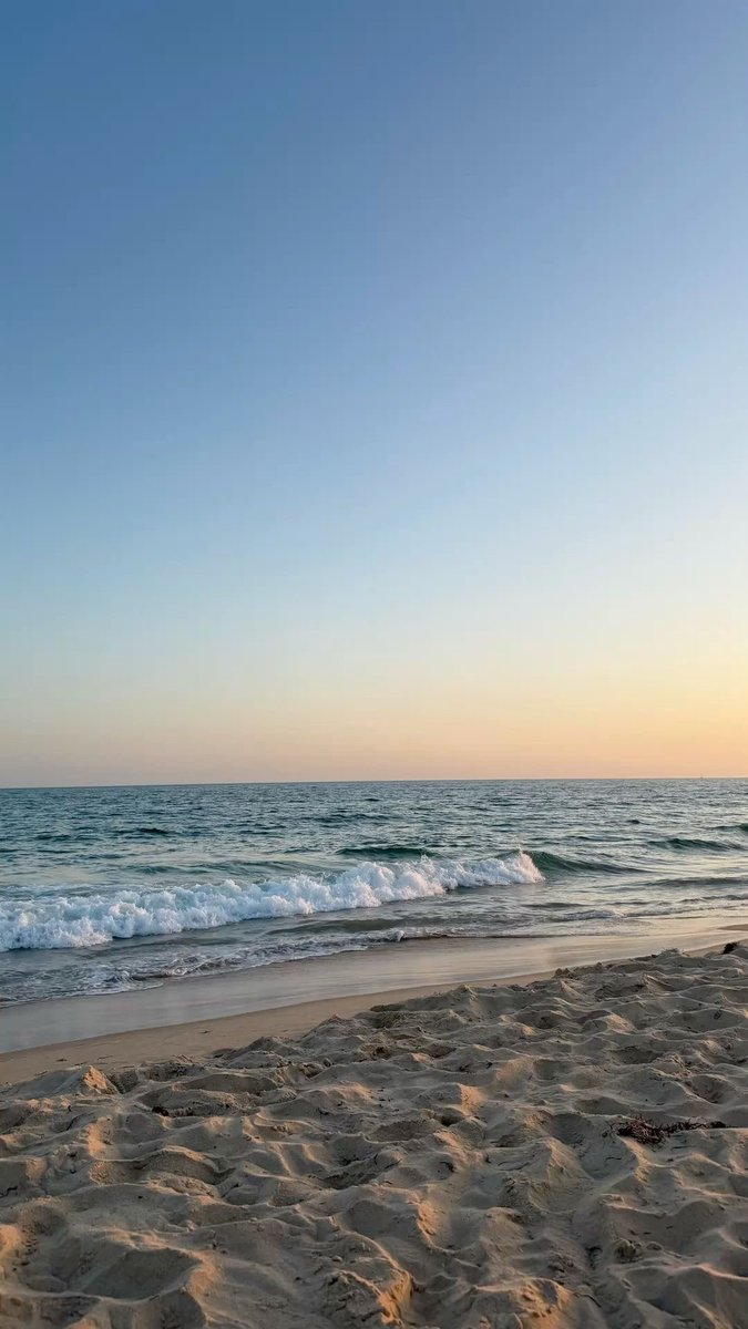 Navy_SailorSea's tweet photo. I was at the beach today, i loved it! https://t.co/4Up6HgdJ0r