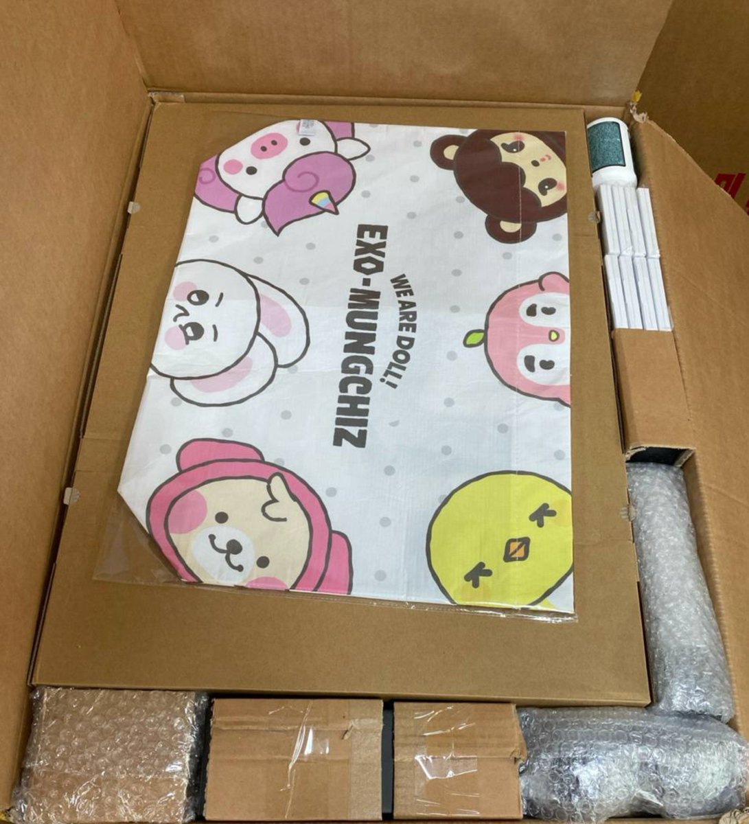 koreanhaulmnl's tweet photo. #khmupdate~

📦 Box 09.01

• Box picked up on September 1, 2026

✔️ #khmkrboxsharing – All items received in Korea on or before August 28, except for BTS items and albums. Some items were left behind -  included in Box 09.08.
✔️ BYEON WOO SEOK [THE SECRET LIBRARY OFFICIAL MERCHANDISE] – 2nd Pre-Order (all items received in Korea on or before August 28)
✔️ Giordano Korea (worn by Byeon Woo Seok)
✔️ Choo Young Woo Doll
✔️ We are Doll! EXO – Mungchiz Items
✔️ Kyochon Eco Bag x Byeon Woo Seok
✔️ Arih Dual Biotic Soda Set + Arih Noodle & Drink Set
✔️ Jin Dongwon Tuna
✔️ Byeon Woo Seok x Ediya Glass
✔️ Nutri D-day Promo Event x Kim Seonho
✔️ Dashu x Olive Young Byeon Woo Seok Goods
✔️ GQ Korea [August 2026] – Cover: Byeon Woo Seok
✔️ JIN On The Lamp
✔️ Young K (DAY6) – 2nd Studio Album YOUNGEST [2-Type Set] & [Platform Album FANS ver.]

Kamsahamnida 💙