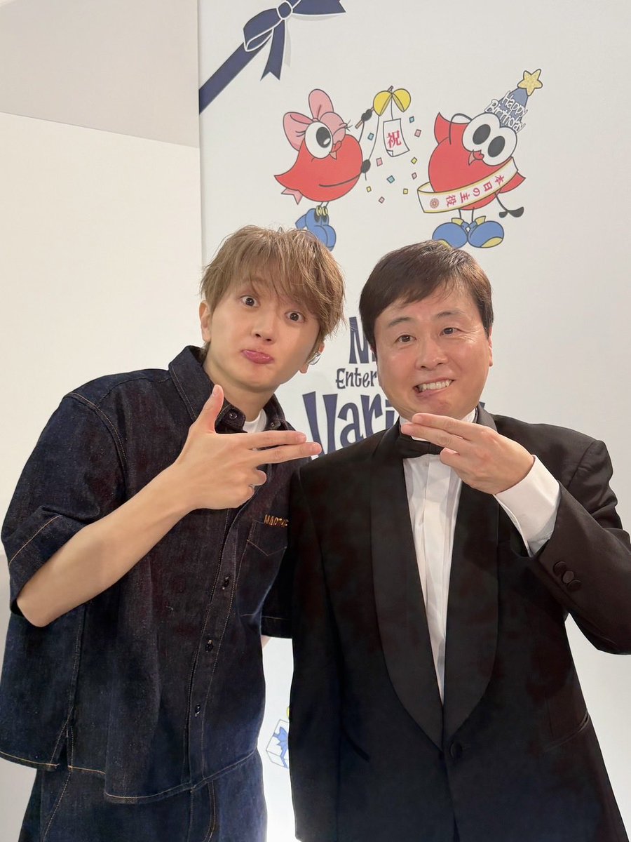 Junkoumon's tweet photo. Nissyー最高！40歳！？信じられん…
自分に厳しいNissy…今年からは毎日寝る前に、自分にありがとうって言ってね。
最高に可愛い💕後輩でしたっ。
#Nissy
#河本準一 https://t.co/WKwJKxsAvp