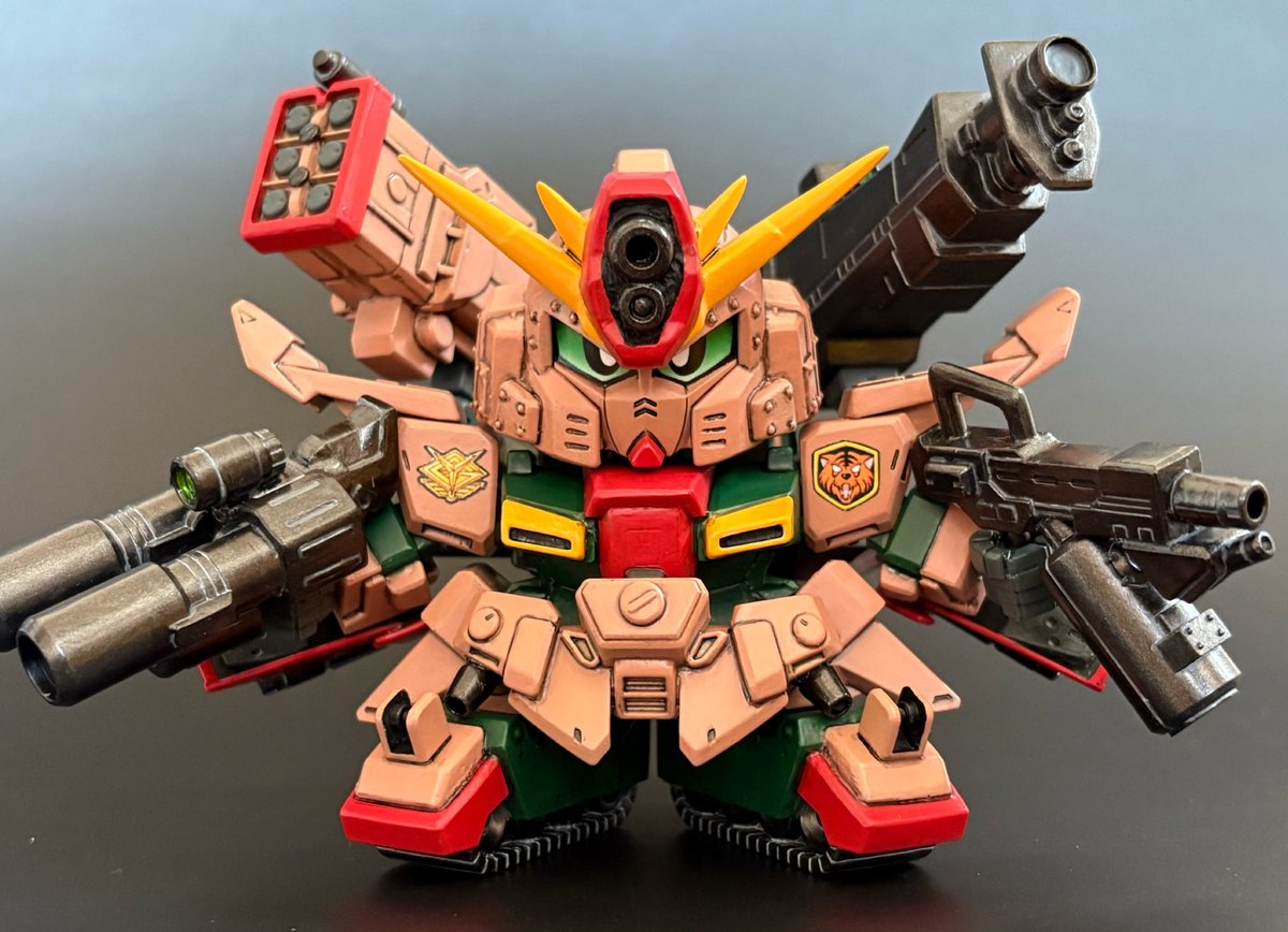 SD_MIYAMA's tweet photo. →集中砲火だ！くらえ！！

【 ガンパンツァーZZ 】
G-ARMS 陸戦部隊リーダーを作りました

変形の【 重戦車モード 】やパワーアップした【 ヘヴィウェポン形態 】はリプ欄でご紹介

↓続

#ARMsジーアームズ https://t.co/PNcIOp3G1v