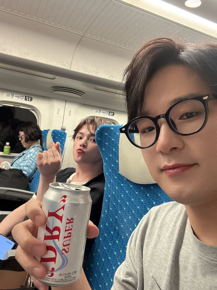 tritops_van's tweet photo. 今日もありがといございました明日は休みだから今日はビルちょっと飲みますね😆
盛り上がって楽しかったよ🎵
また来月にきますさよなら大阪❤️
大好きよ😘 https://t.co/5WOTCAKVzl
