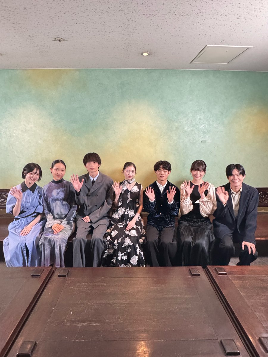 konohoshi_movie's tweet photo. ‧₊˚ ⋅* ‧₊✮‧₊˚ ⋅* ‧₊
『この夏の星を見る』Blu-ray発売記念上映イベントにお越しいただいた皆様、ありがとうございました🙇‍♂️ 
‧₊˚ ⋅* ‧₊✮‧₊˚ ⋅* ‧₊

直後の舞台裏をお届け 💫

イベントで発表された「Making of この夏の星を見る」の予告映像はこちら⬇️
https://t.co/wNTPJTjryj https://t.co/Ma3TEc4TCV