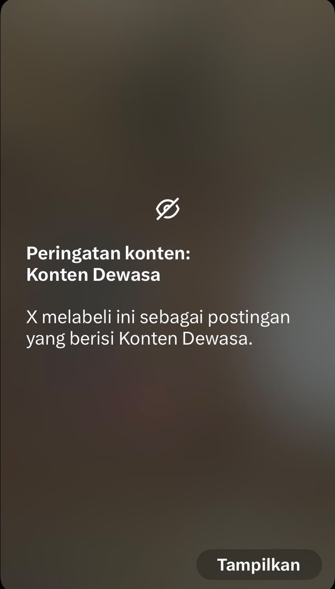 amiyratzaq's tweet photo. punya adek tiri, ketauan c0lmek dikamar💦