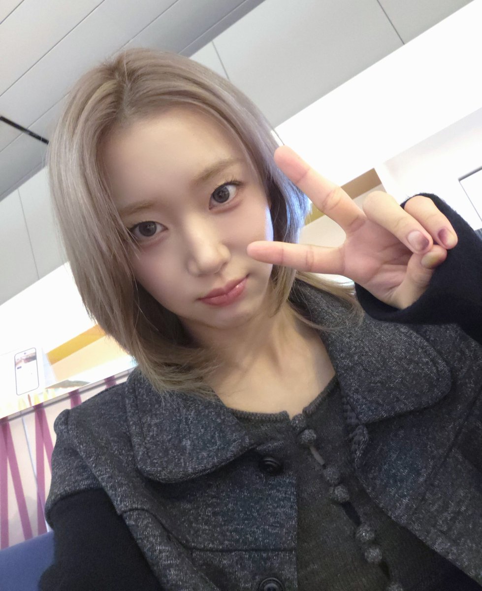 staycfancafe's tweet photo. 260919 🐰💭 https://t.co/w0keLRr2ry