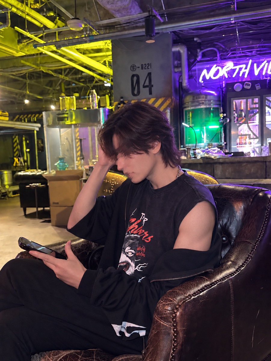 rei_26_06's tweet photo. 182cm
独占欲増々
ドMメンヘラはつぶす https://t.co/NoKAejoMrY