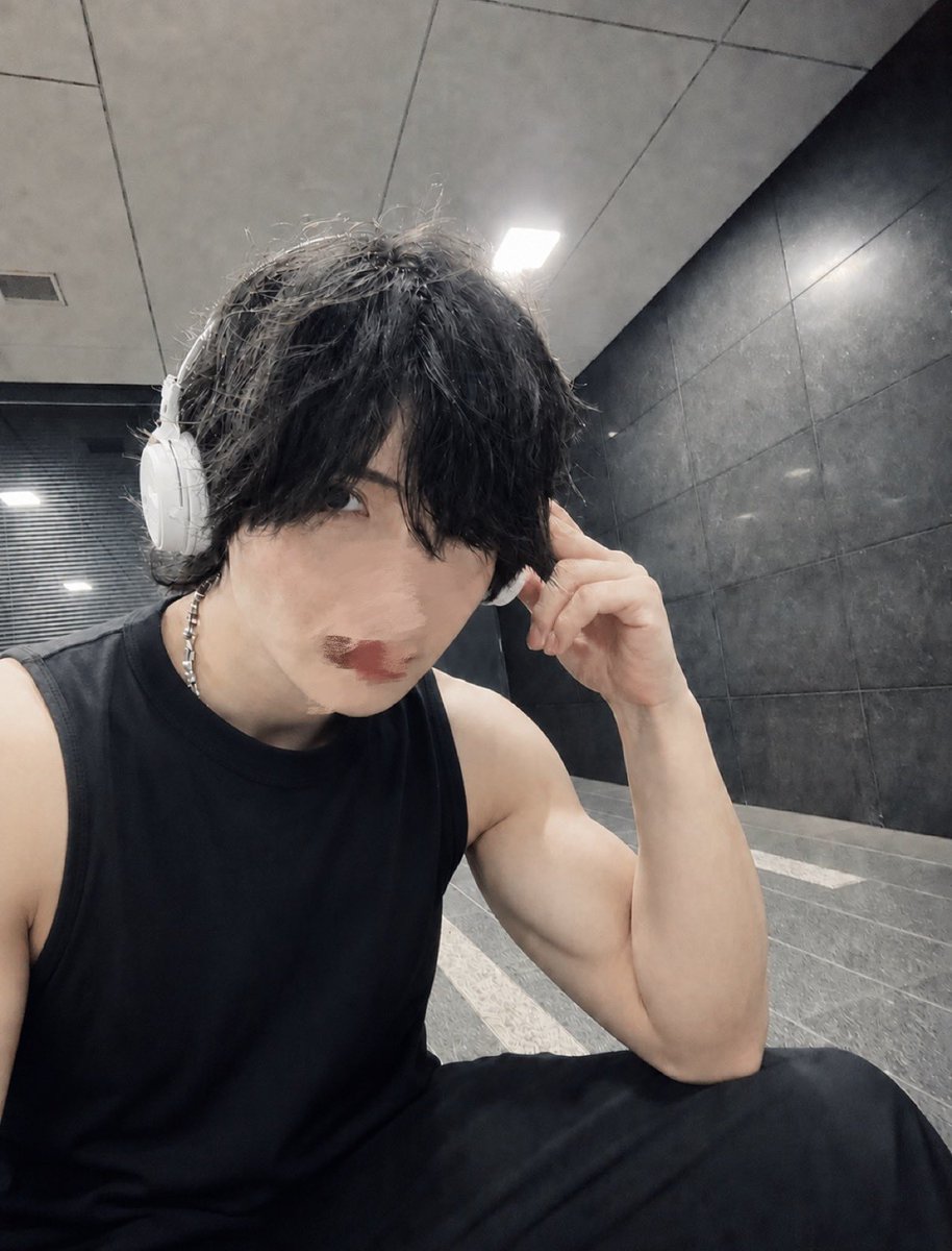 rei_26_06's tweet photo. 182cm
独占欲増々
ドMメンヘラはつぶす https://t.co/NoKAejoMrY