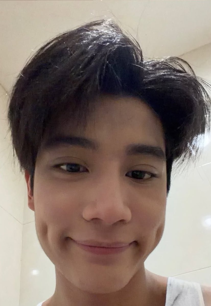 j3llyb0o's tweet photo. แย้วแต่ละสิ่งที่น้องต๋าส่งให้แม่อ้อม ช้านร้องไห้อะ มีจุ้บนางฟ้าทุกรูปปปป น่ารักทิ่สุดเลย ㅠㅠㅠㅠㅠㅠㅠ อยากเป็นแม่แท้ ๆ ของเด่กคนนิอะ 🫳🏻🫳🏻 https://t.co/mrwNuUsXhu